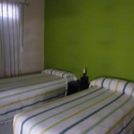 Pension Corona Сарагоса